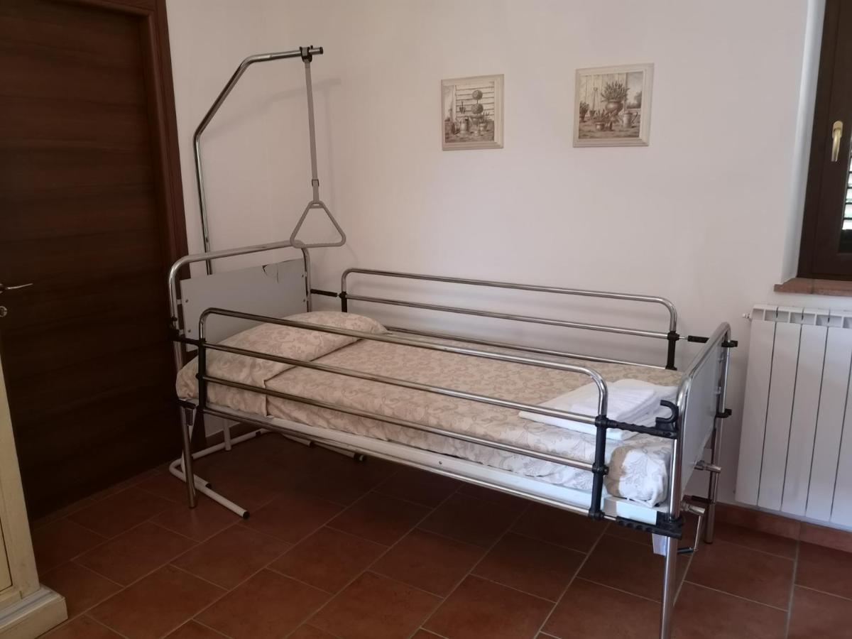 B&B Podere Montese ヴィッラフランカ・イン・ルニジャーナ エクステリア 写真