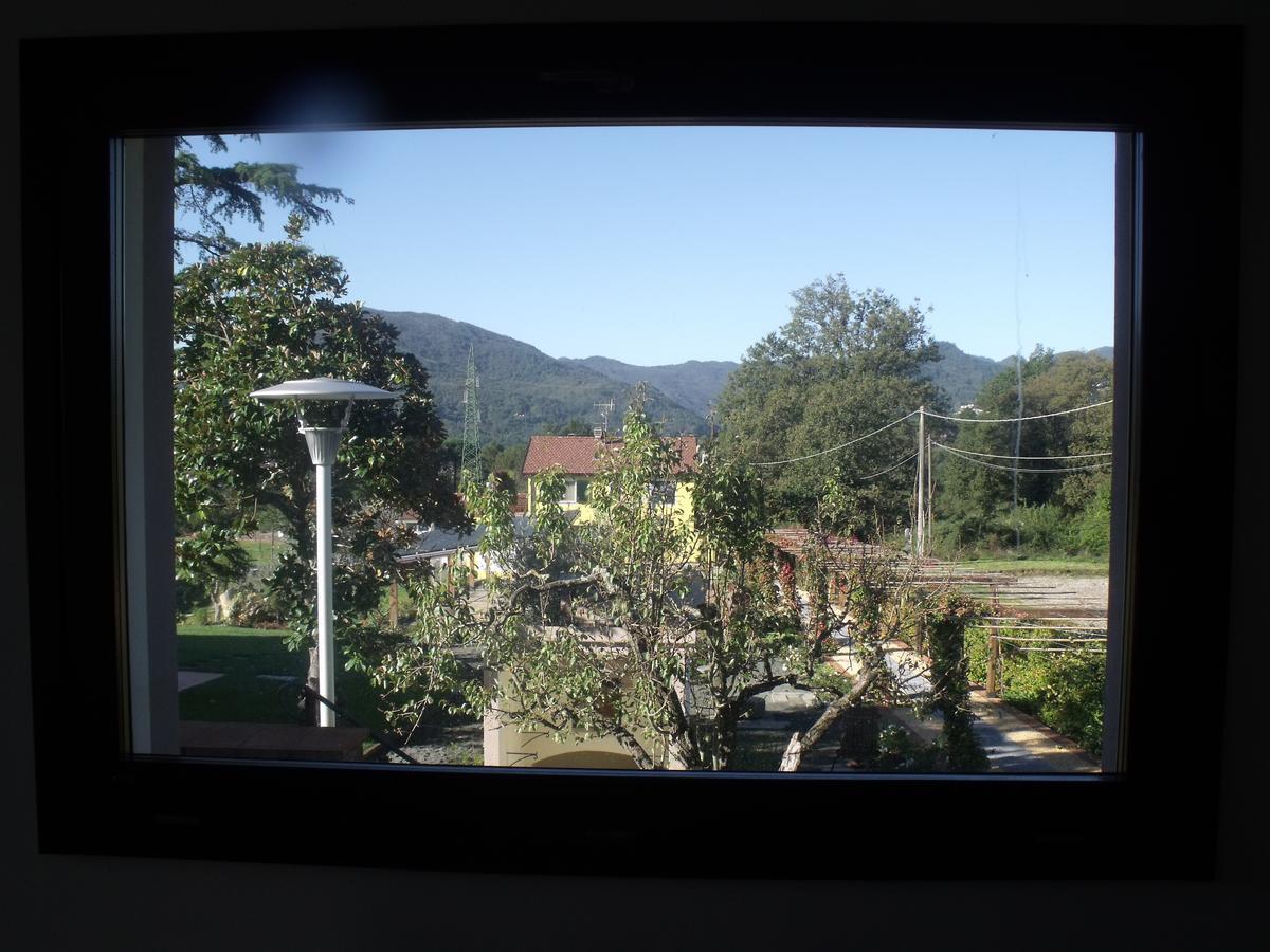 B&B Podere Montese ヴィッラフランカ・イン・ルニジャーナ エクステリア 写真